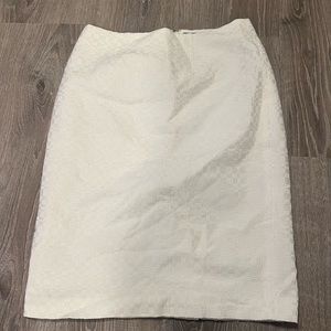 Alice Walk white Textured Skirt